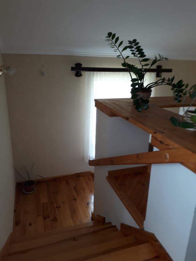 Uyut Hotel Tsjernihiv Buitenkant foto