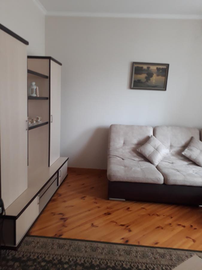 Uyut Hotel Tsjernihiv Buitenkant foto